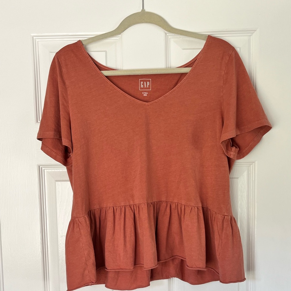 Women’s Vintage peplum v-neck tee shirt